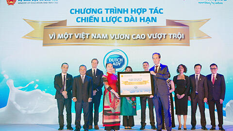 FrieslandCampina Việt Nam đánh dấu 25 năm hoạt động thành công với sứ mệnh “Vì một Việt Nam vươn cao vượt trội”
