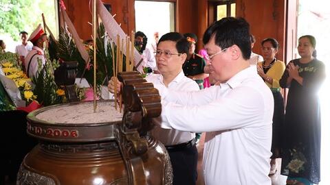 Nghệ An trang trọng tổ chức Lễ giỗ Chủ tịch Hồ Chí Minh