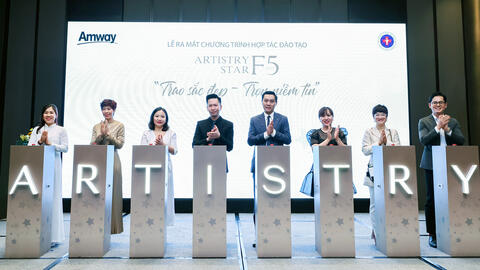 Amway Việt Nam và Trường Cao đẳng Y dược Cộng đồng khởi động Chương trình đào tạo chăm sóc sắc đẹp chuyên sâu