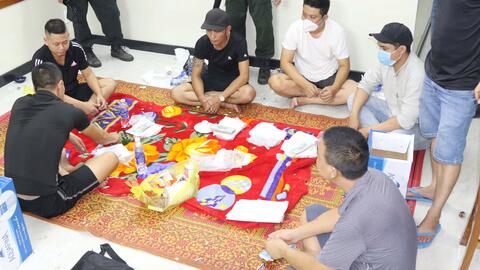 Triệt xoá xới bạc bằng hình thức “xóc đĩa”, bắt giữ 18 đối tượng liên quan