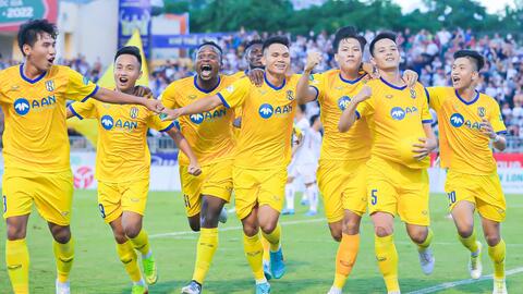 Thắng Hải Phòng, SLNA đòi lại ngôi đầu V.League
