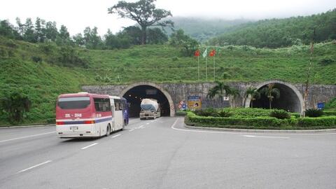 Đà Nẵng: Mở hầm đường bộ Hải Vân miễn phí cho các đoàn về quê tránh dịch