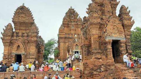 Ninh Thuận: Cần phát huy các thế mạnh, tạo sản phẩm mới để phát triển du lịch