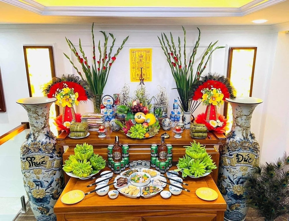 Ha Noi: Dich vu dat co online nhon nhip truoc ngay ram thang Gieng hinh anh 1