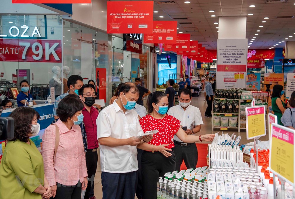 San sang nguon cung hang hoa thiet yeu, dam bao phong chong COVID-19 hinh anh 1