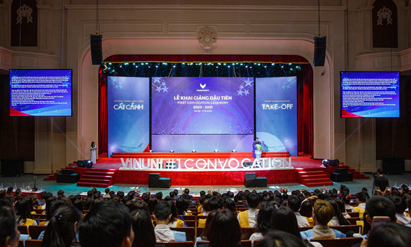 Đại học VinUni khai giảng năm học đầu tiên