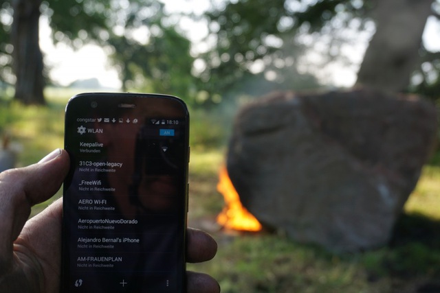 Kỳ lạ tảng đá bị đốt nóng lại phát sóng wifi - 2