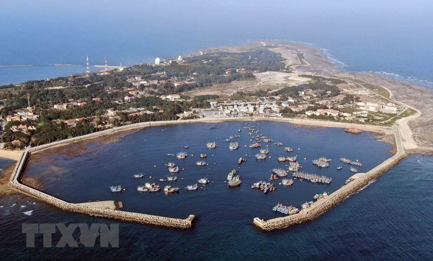 Bach Long Vi - dao tien tieu truong ton vinh cuu giua trung khoi hinh anh 2