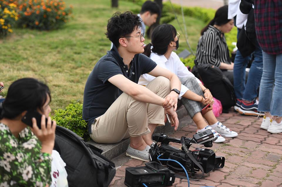 phong vien quoc te mang thiet bi “khung” den ha noi dua tin hoi nghi thuong dinh my- trieu hinh anh 10