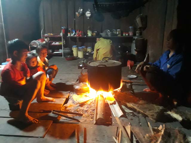 dep me hon voi sac xuan tren ban lang vung cao tay bac hinh anh 4