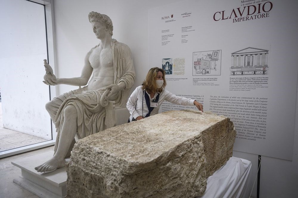 Phat hien phien da hiem danh dau ranh gioi cua thanh pho Rome hinh anh 1