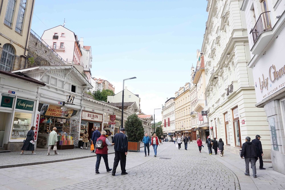 UNESCO cong nhan di san the gioi voi 3 thanh pho nghi duong cua Sec hinh anh 1