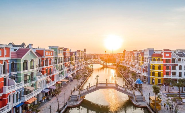 Vietnam Airlines và Vinpearl ký kết hợp tác phát triển sản phẩm hàng không - du lịch ảnh 2