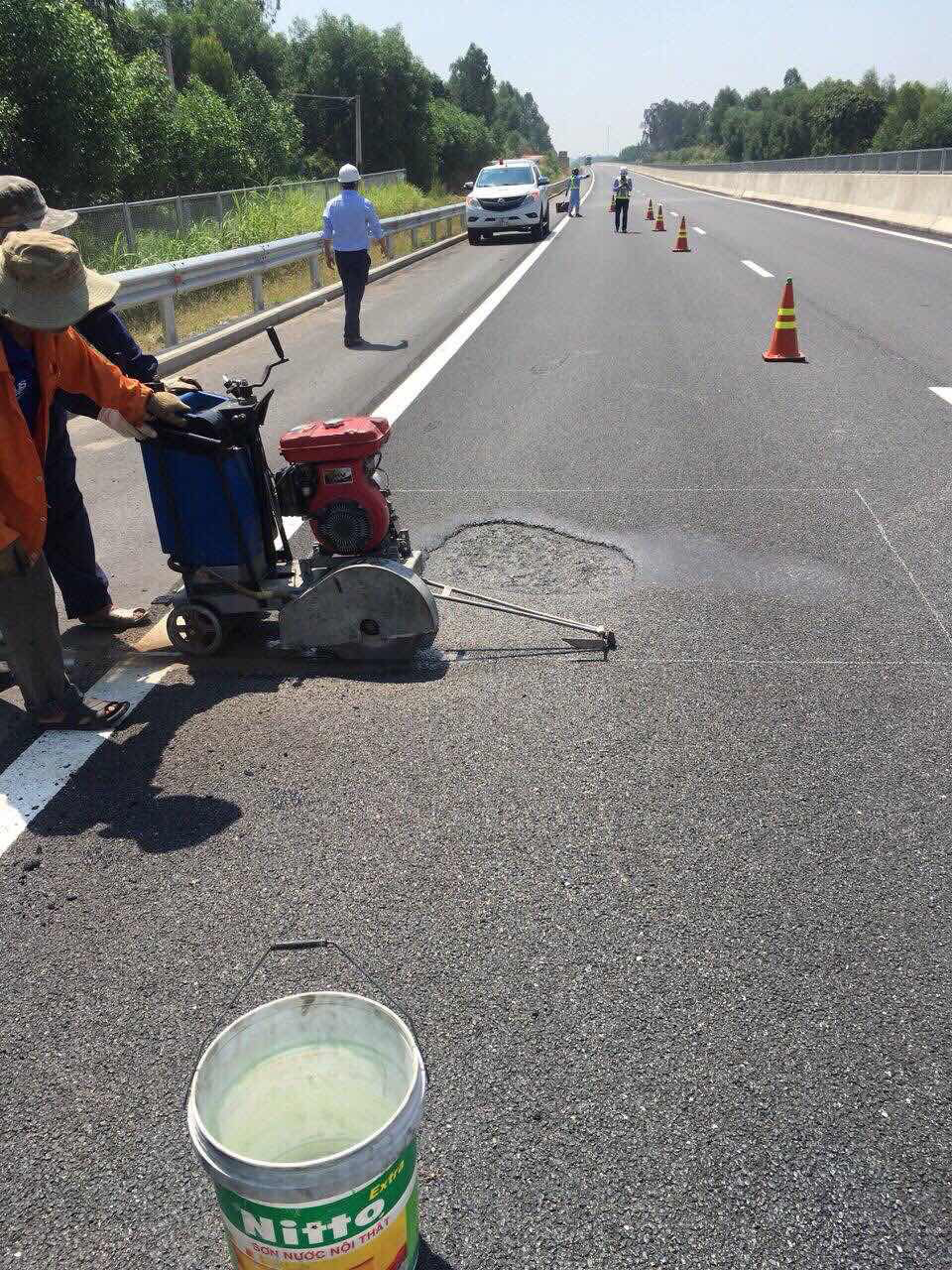 các ổ gà đã được khắc phục cơ bản nhưng chưa triệt để