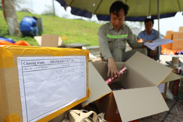 Cận cảnh trận địa pháo hoa tầm cao sẵn sàng khai hỏa dịp Giỗ Tổ Hùng Vương - 3