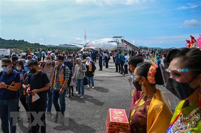 Tin hieu tich cuc cho du lich Malaysia sau 2 tuan mo cua dao Langkawi hinh anh 1