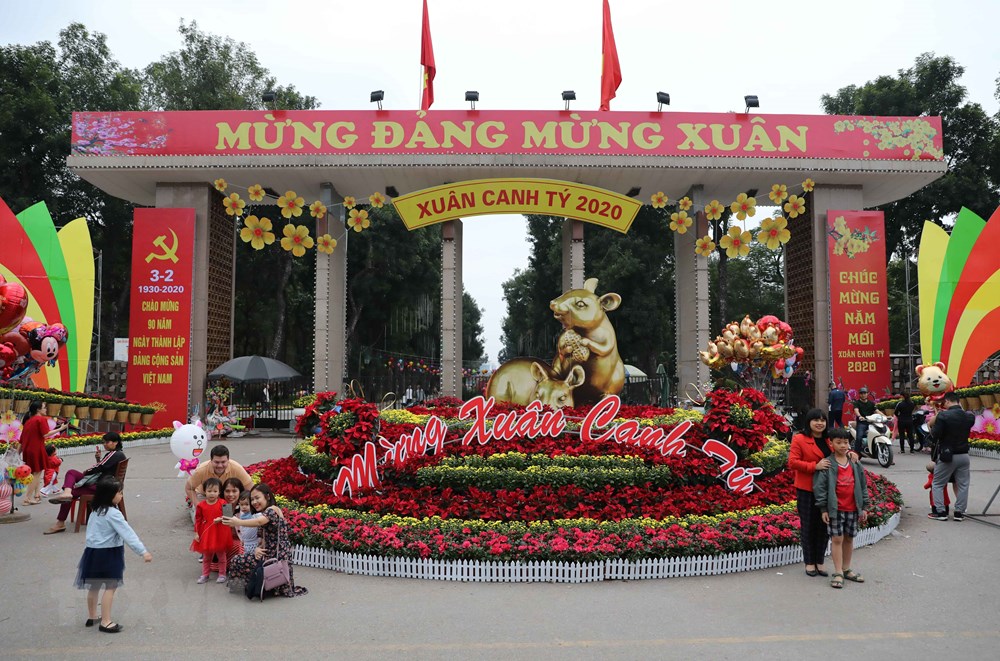 Ban Bi thu hop danh gia ket qua to chuc Tet Canh Ty 2020 hinh anh 1