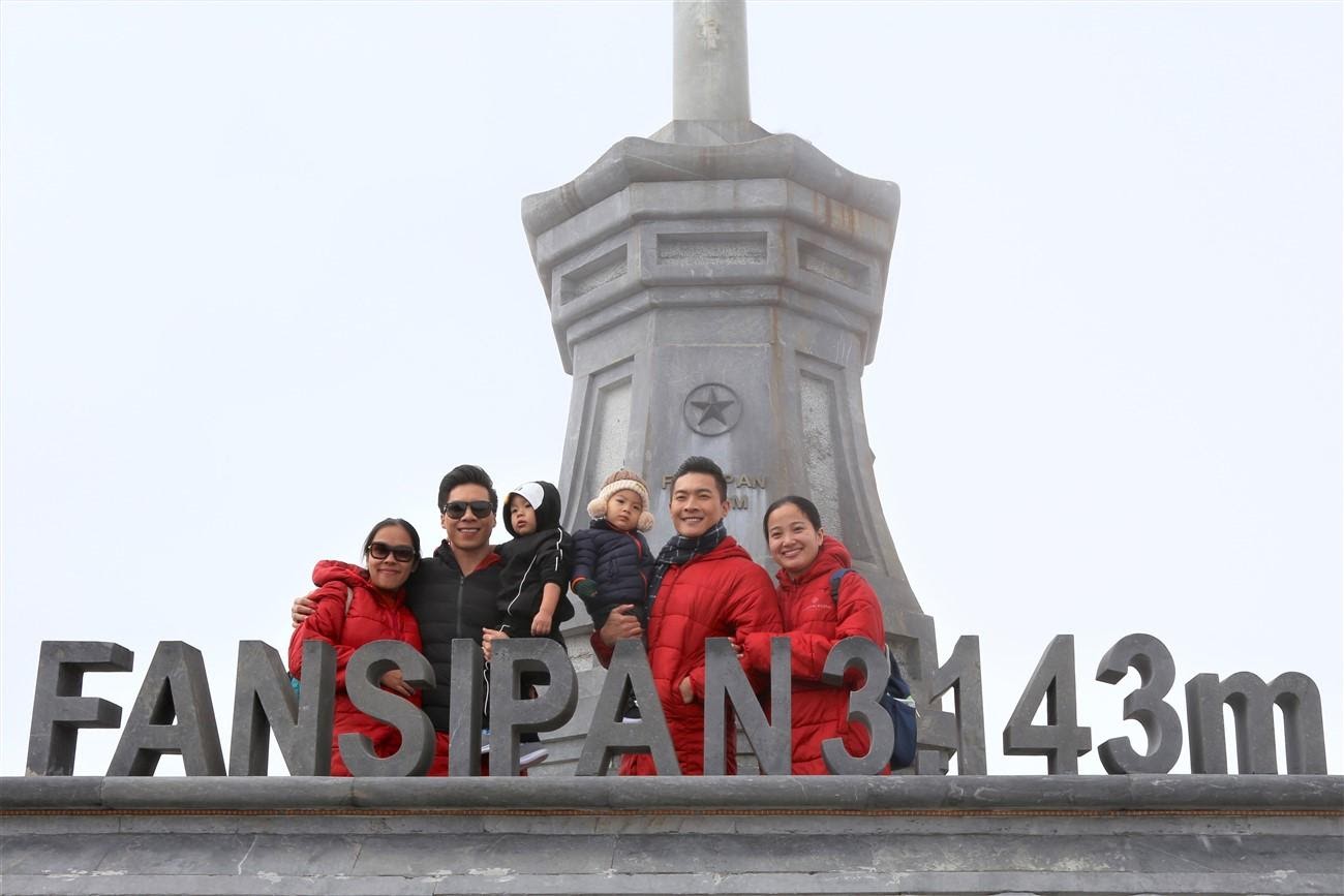 D:\hngdnvccquytrnhtrchlcbochvmngxhi\PSA\Quốc Cơ - Quốc Nghiệp\QCQN và Gia Đình\New folder\Resize\IMG_2849.jpg