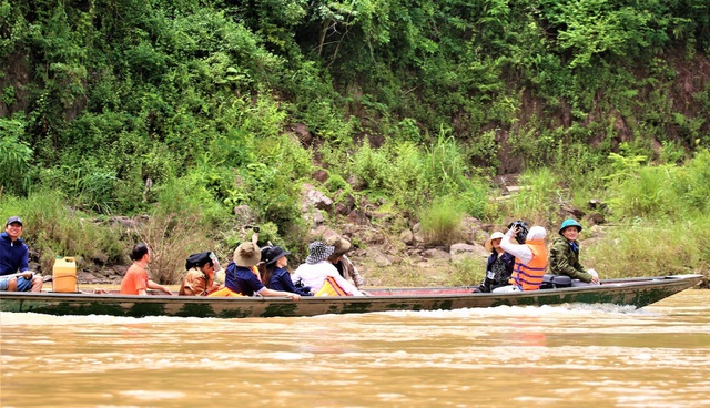 Khám phá vẻ đẹp hoang sơ ở mảnh đất có đường biên giới dài nhất xứ Nghệ - 1
