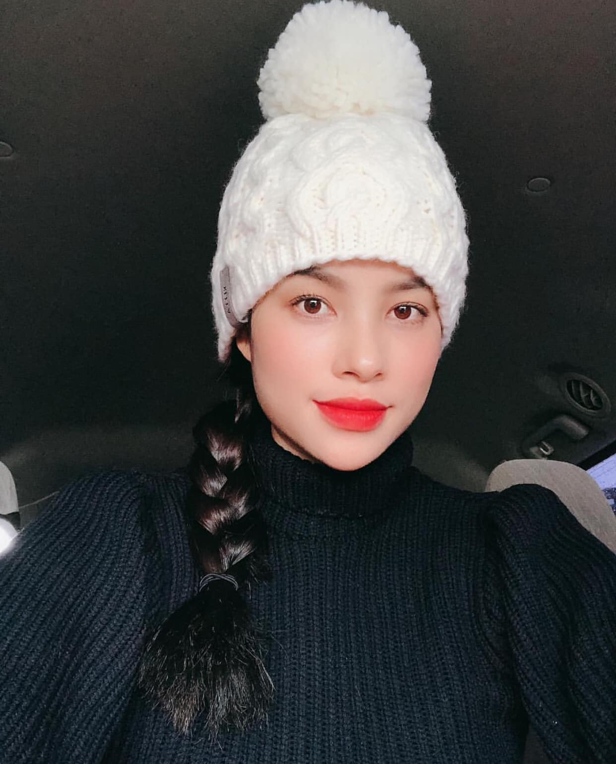 Hoa hậu Phạm Hương lần đầu lên tiếng về tin đồn sang Mỹ sinh con hình ảnh 3 hoa hau pham huong lan dau len tieng ve tin don sang my sinh con hinh anh 3