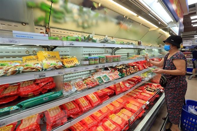 Thanh pho Ho Chi Minh mo cua gan het cac kenh ban le hinh anh 1