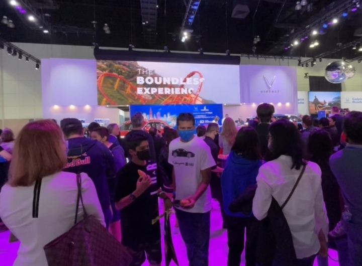 VinFast 'chở' hồn Việt sang Mỹ, gây ấn tượng với hàng nghìn khách tham quan - 7