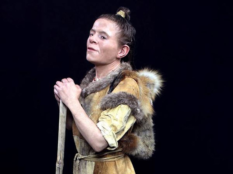 Tái sinh gương mặt của người phụ nữ từ mộ cổ 4.000 năm tuổi - 2