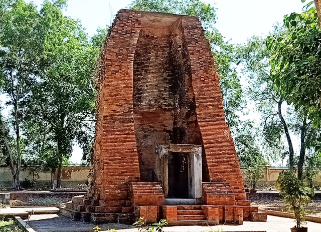 Phát triển du lịch ven biển hút khách ngắm điện gió, xem tôm công nghệ cao - 6