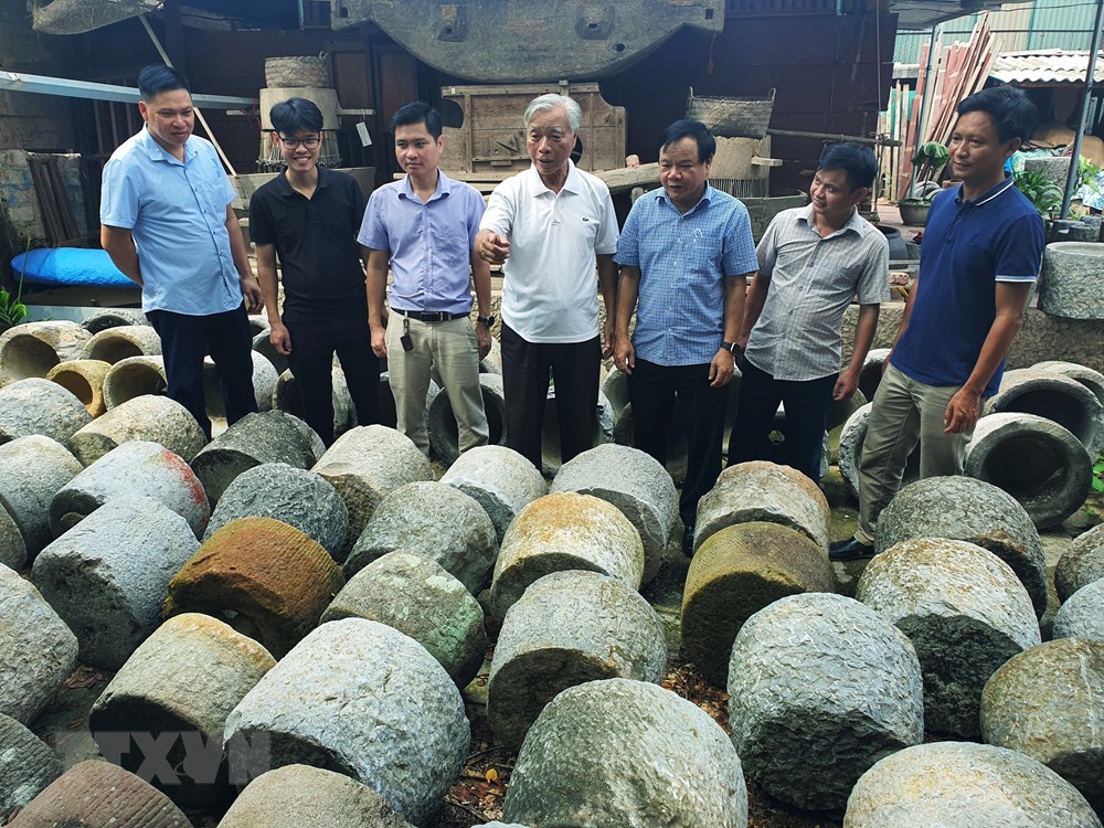 [Photo] Ngam bo suu tap 600 coi da co lich su hang tram, nghin nam hinh anh 5