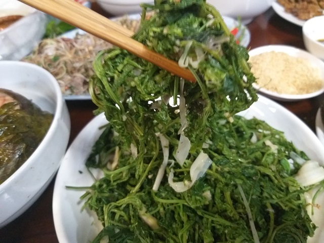 nom rau rung, mon ngon la mieng o mien tay bac hinh anh 4