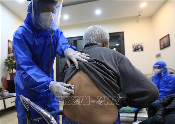 Những hình ảnh Chiến dịch tiêm chủng thần tốc mùa Xuân 2022 - Ảnh 3.