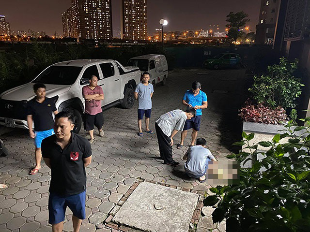 Hà Nội: Bé gái 3 tuổi rơi từ tầng 24 chung cư xuống tử vong - Ảnh 1.