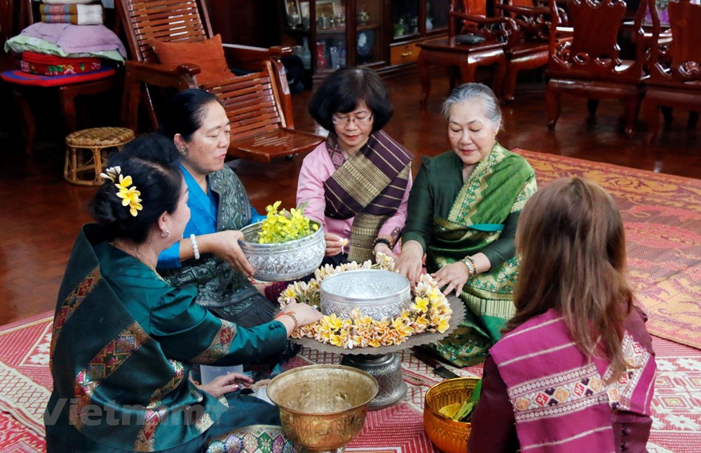 Y nghia cua loai hoa Dook Khoun trong doi song cua nguoi dan Lao hinh anh 3