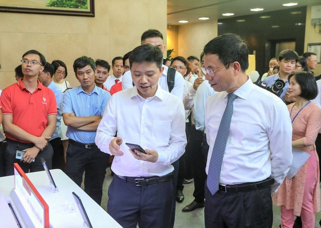 Vinsmart phát triển thành công điện thoại 5G tích hợp giải pháp bảo mật sử dụng công nghệ điện toán lượng tử - Ảnh 4.