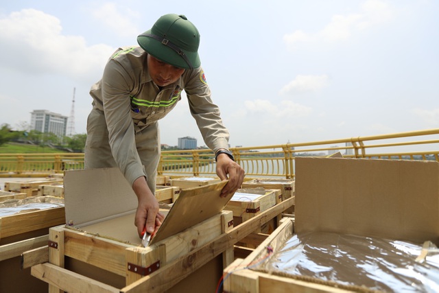 Cận cảnh trận địa pháo hoa tầm cao sẵn sàng khai hỏa dịp Giỗ Tổ Hùng Vương - 6