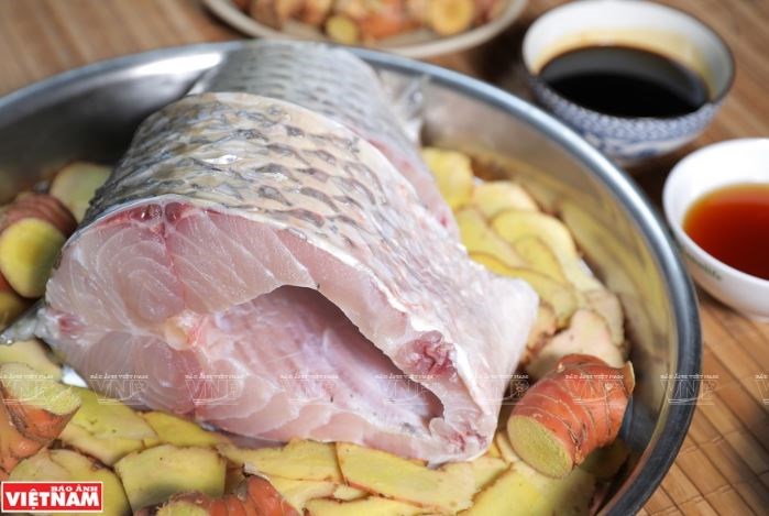 Ca kho pho Cau Go - Mon an truyen thong cua nguoi Ha Noi hinh anh 2