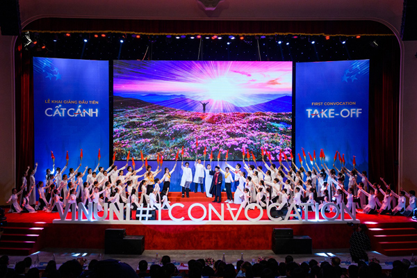 Đại học VinUni khai giảng năm học đầu tiên