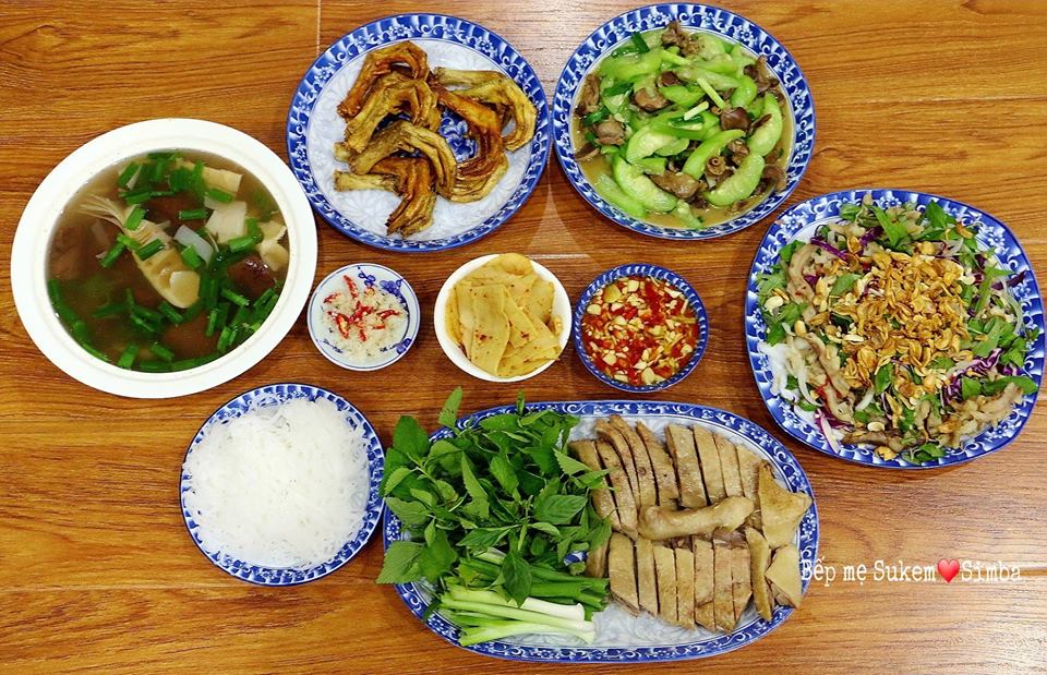 mam com day mau sac nhu tranh truu tuong picasso, nhin da nghien hinh anh 12