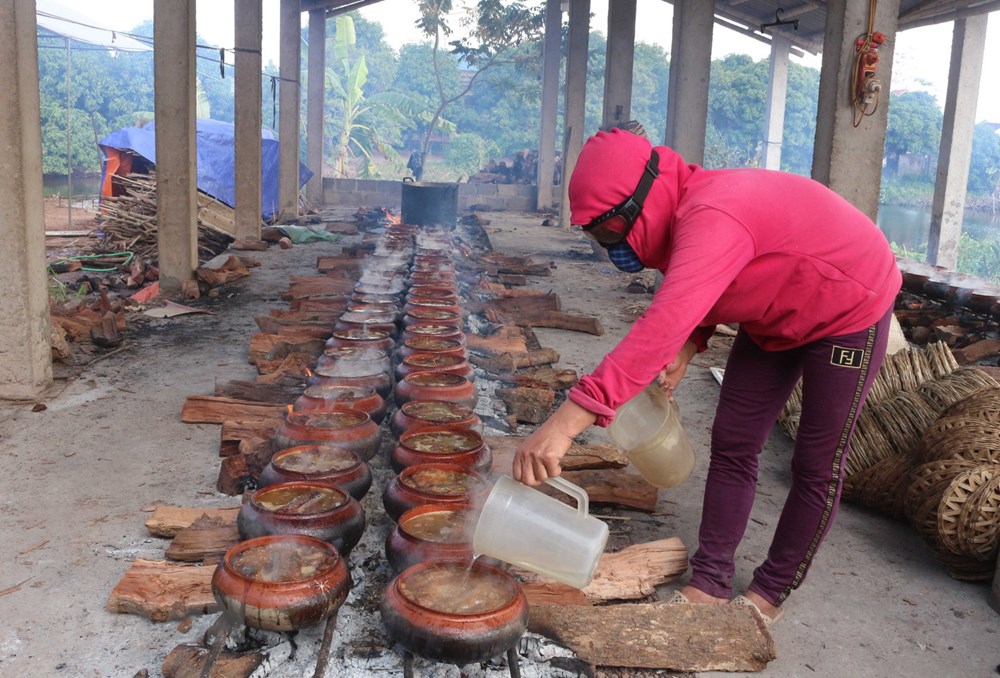 Ca kho Nhan Hau - Mon an truyen thong dip Tet den Xuan ve hinh anh 2