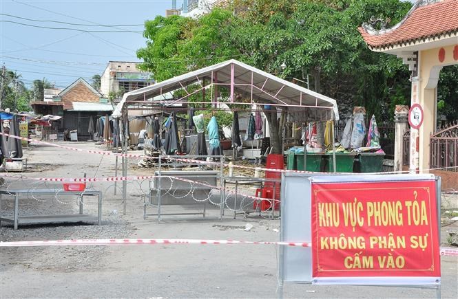 Tien Giang gian cach xa hoi o thi xa Cai Lay va huyen Cai Be hinh anh 1