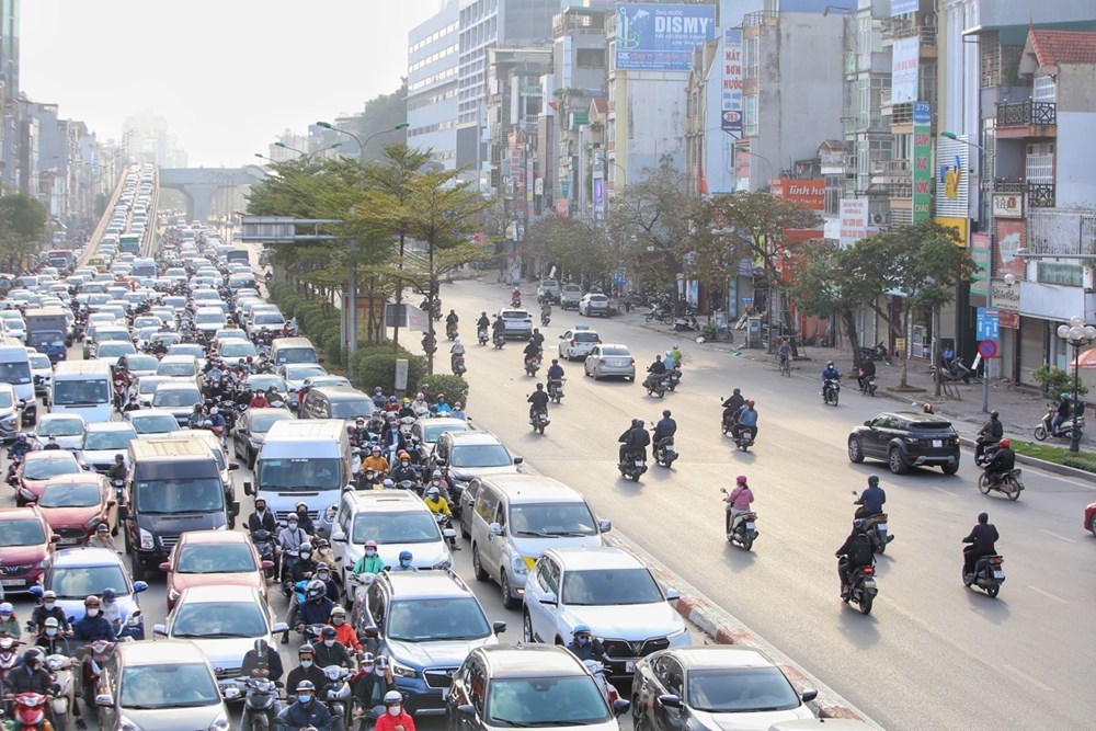 Hinh anh giao thong Ha Noi tac nghen trong ngay giap Tet hinh anh 2