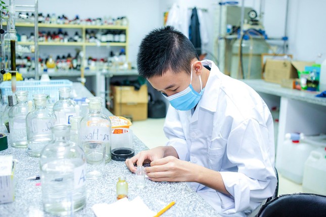 Học sinh Vinschool báo cáo khoa học tại Hội nghị Công nghệ Sinh học toàn quốc 2021 ảnh 2