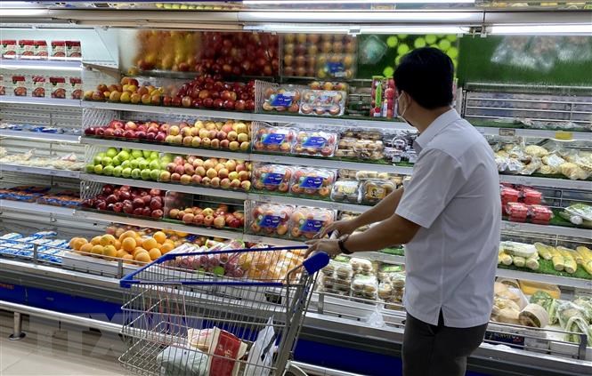 Thanh pho Ho Chi Minh mo cua tro lai hoat dong ban le tai