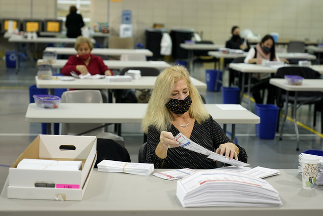 Kết quả cuộc đua vào Nhà Trắng vẫn chưa ngã ngũ - Ảnh 2.