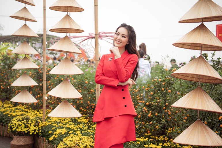 Đường hoa Home Hanoi Xuan khiến loạt người đẹp Việt mê mẩn - 3